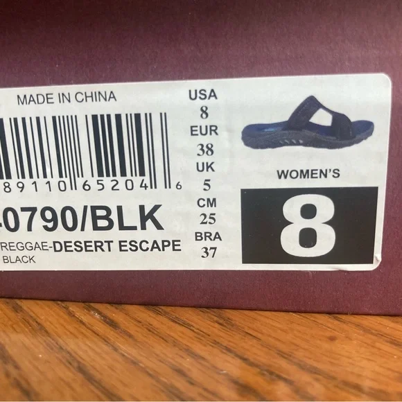 Like new Skechers Black Outdoor Sandals - Picture 11 of 11